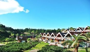 Jeju Jungmun Log Pension & Resort 2*