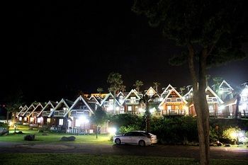 Jeju Jungmun Log Pension & Resort 2*