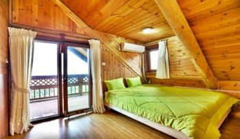 Jeju Jungmun Log Pension & Resort 2*