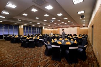 Jeju Aerospace Hotel 3*