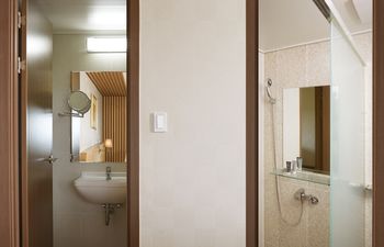 Jeju Aerospace Hotel 3*