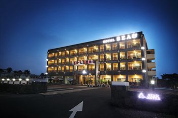Sea View 3*