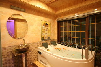 PalmValley Pool Villa Resort 3*