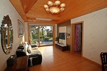 PalmValley Pool Villa Resort 3*