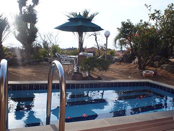 PalmValley Pool Villa Resort 3*