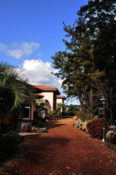 PalmValley Pool Villa Resort 3*
