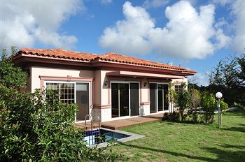 PalmValley Pool Villa Resort 3*
