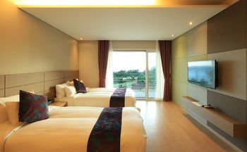 Y Resort Jeju 3*