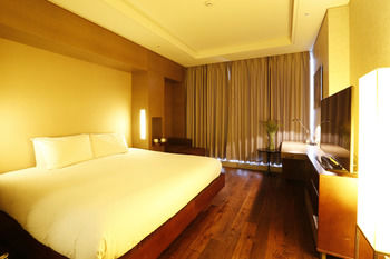 Grand Mercure Ambassador Changwon 5*