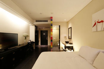 Grand Mercure Ambassador Changwon 5*