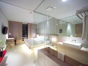 Grand Mercure Ambassador Changwon 5*