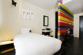 Grand Mercure Ambassador Changwon 5*