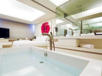 Grand Mercure Ambassador Changwon 5*