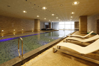 Grand Mercure Ambassador Changwon 5*