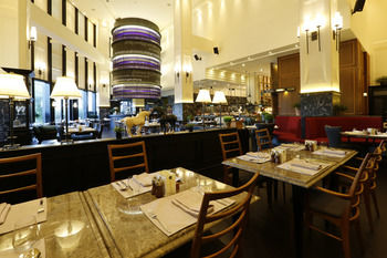 Grand Mercure Ambassador Changwon 5*