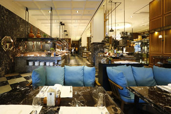 Grand Mercure Ambassador Changwon 5*