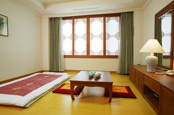Hotel Hyundai by Lahan Ulsan 4*