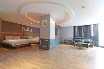 Benikea Swiss Rosen Hotel 3*