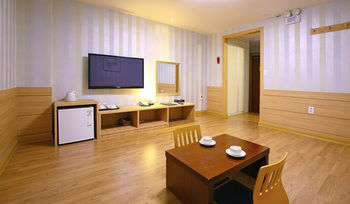 Benikea Swiss Rosen Hotel 3*