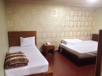 Goodstay Herotel 2*