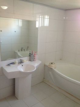 Goodstay Herotel 2*