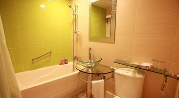 Appletree Hotel 3*