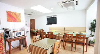 Appletree Hotel 3*