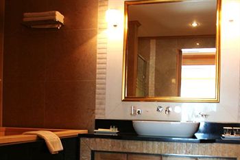 Hotel Geumosan 3*