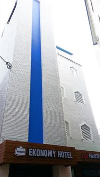 Ekonomy Hotel Gumi 3*