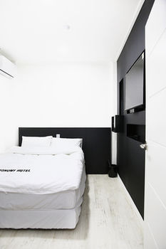 Ekonomy Hotel Gumi 3*