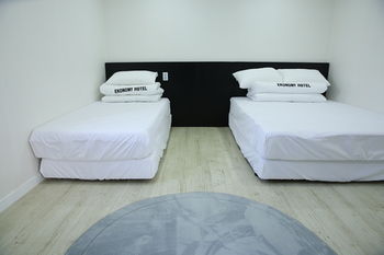 Ekonomy Hotel Gumi 3*