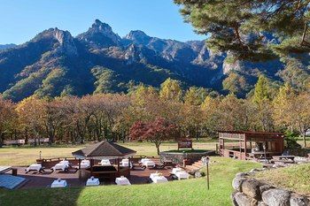 Kensington Hotel Seorak 4*