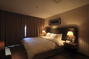 Sol Beach Yangyang 4*
