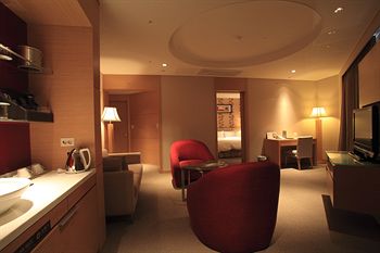 Sol Beach Yangyang 4*