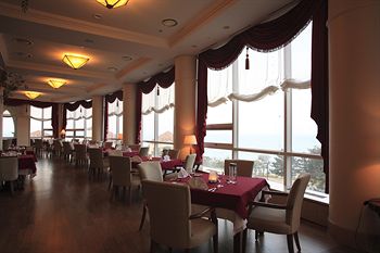 Sol Beach Yangyang 4*