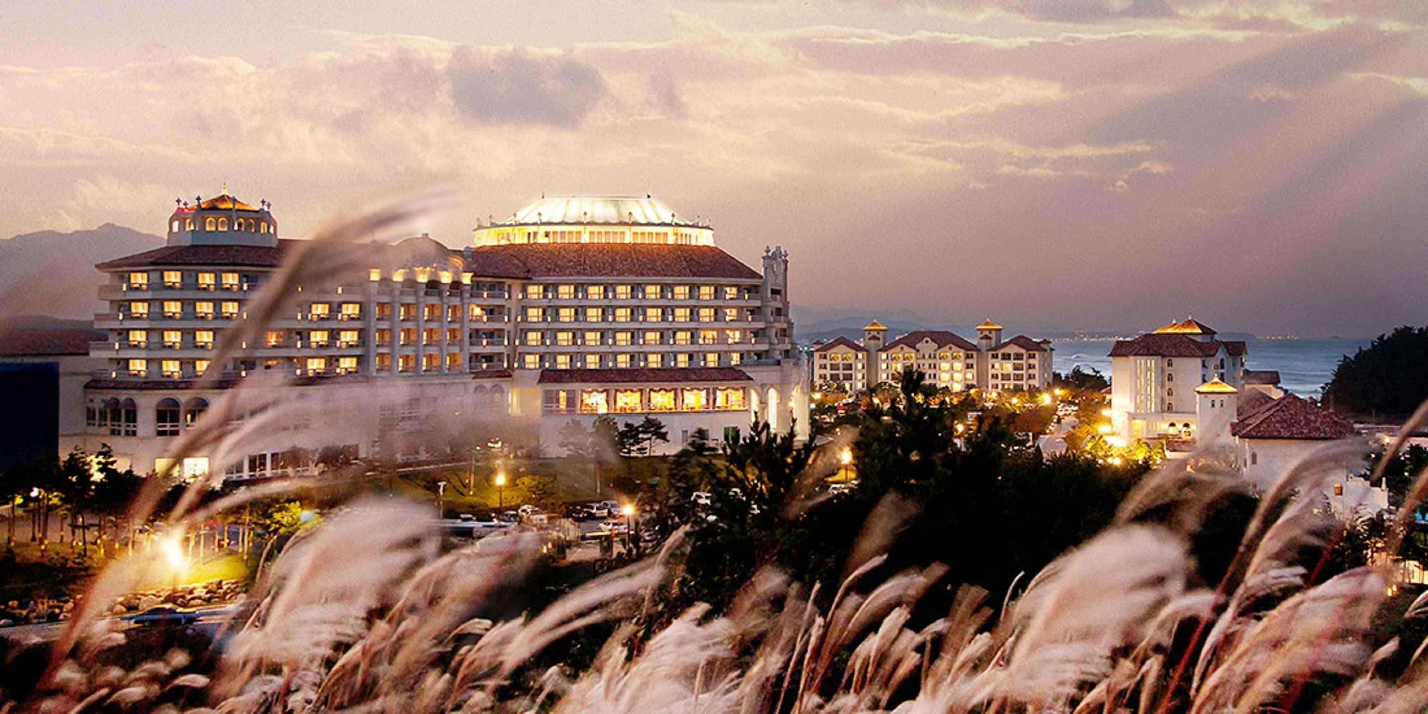 Sol Beach Yangyang 4*