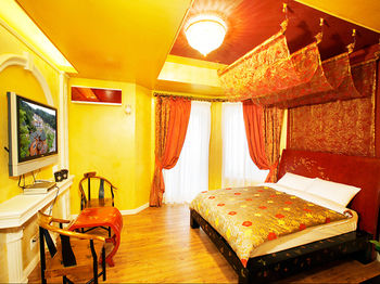 Elf Resort Hotel 3*
