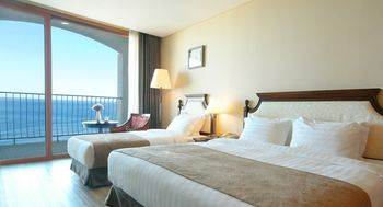 Hotel Maremons 4*