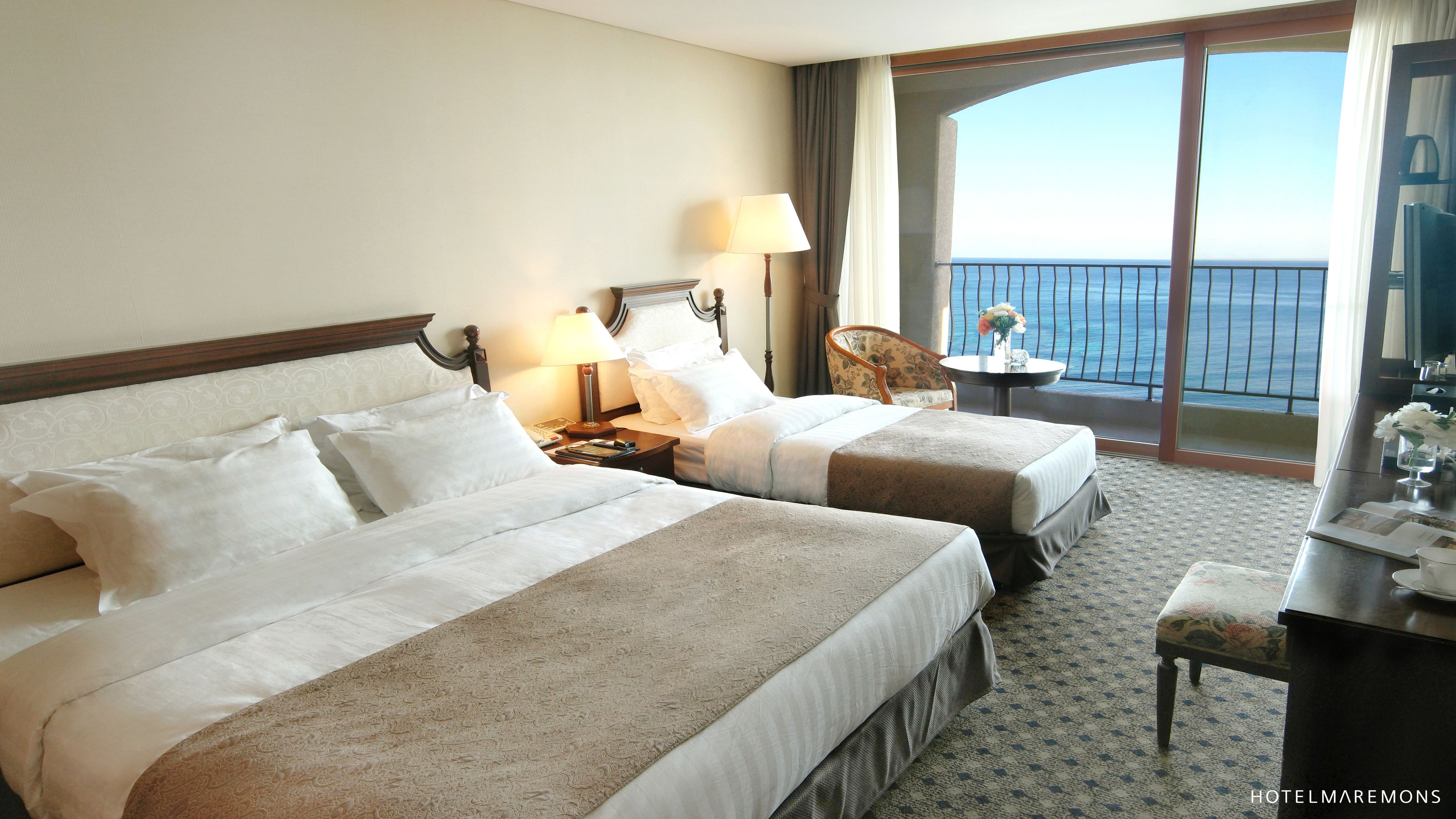 Hotel Maremons 4*