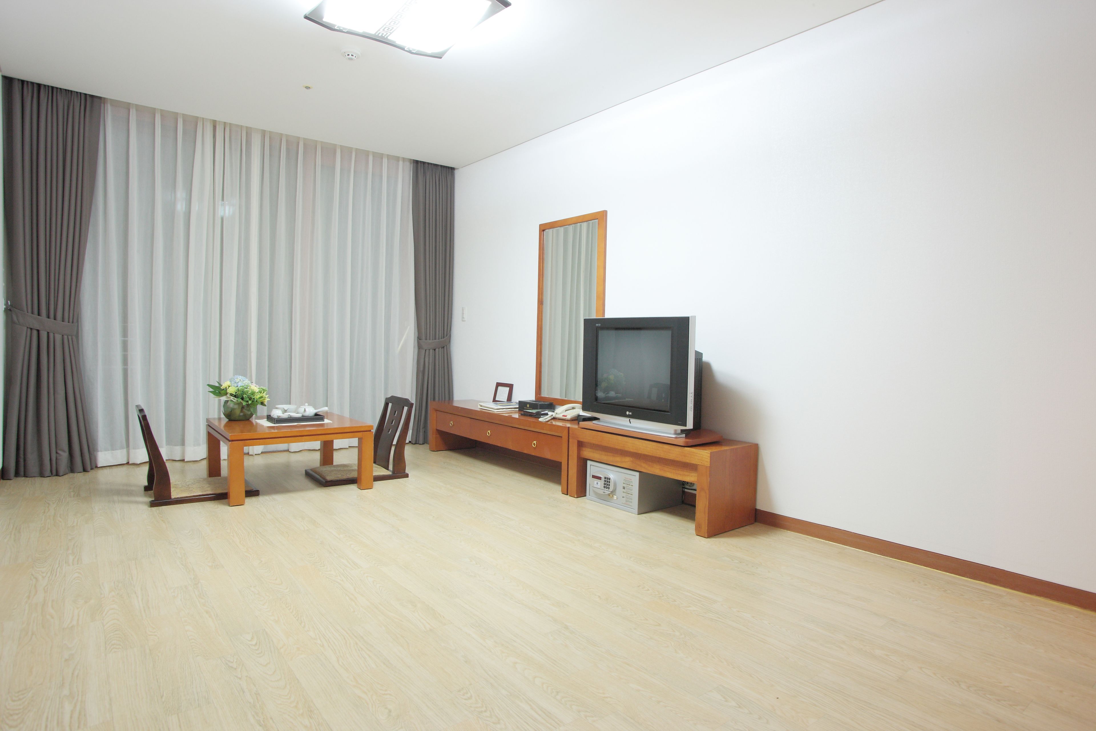 Hotel Maremons 4*