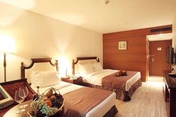 Hotel Maremons 4*