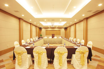 Hotel Maremons 4*