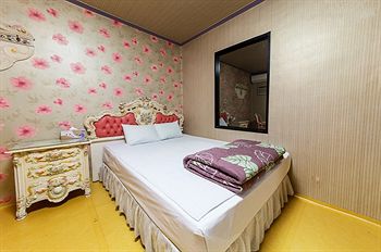 Carlsbed Motel 2*