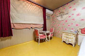 Carlsbed Motel 2*