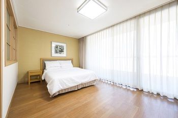 Mayhills Resort 3*