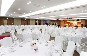 Mayhills Resort 3*