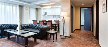 Mayhills Resort 3*