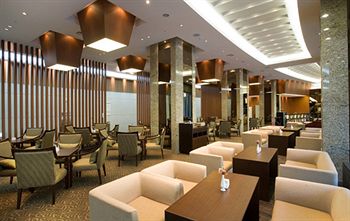 Mayhills Resort 3*