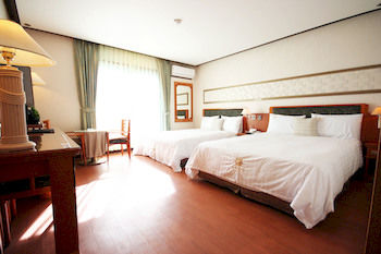 Hotel Amaranth 3*