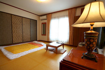 Hotel Amaranth 3*